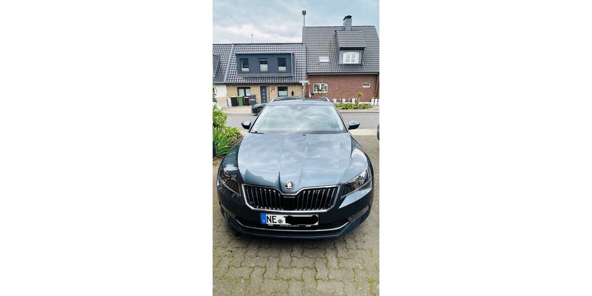 Skoda Superb 112.000 km 19.400 &euro; Dormagen 41539