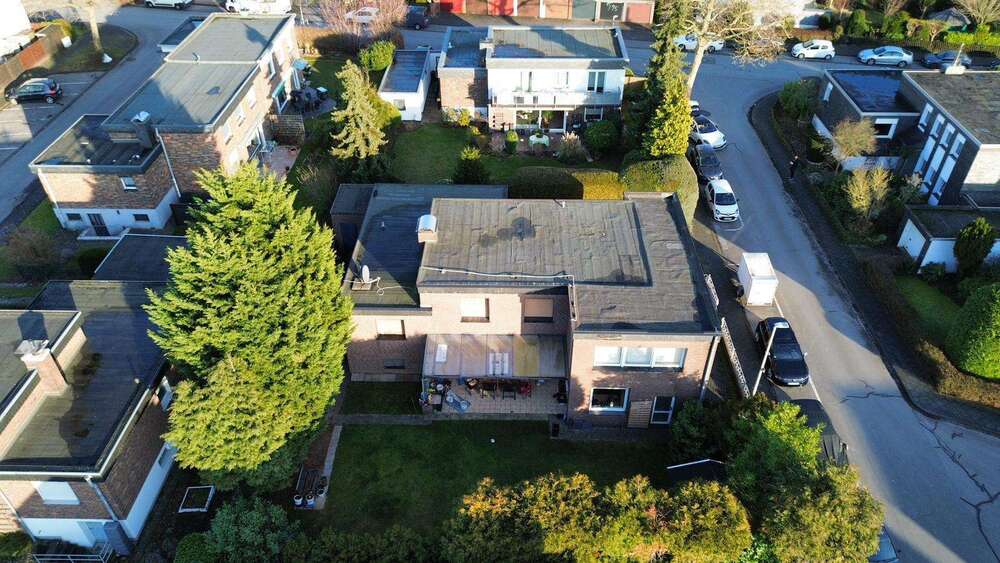 Haus zum Kaufen in Hilden 550.000 € 185 m² 7 zimmer