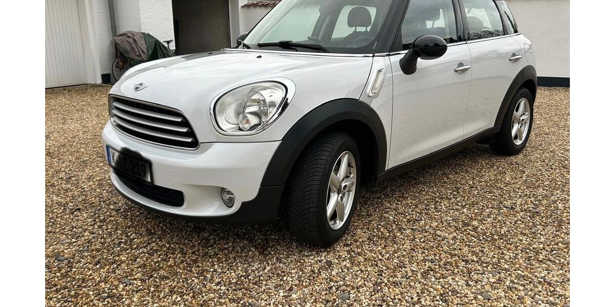 Mini Cooper C Countryman 148.537 km 7.500 &euro; Köln 51061