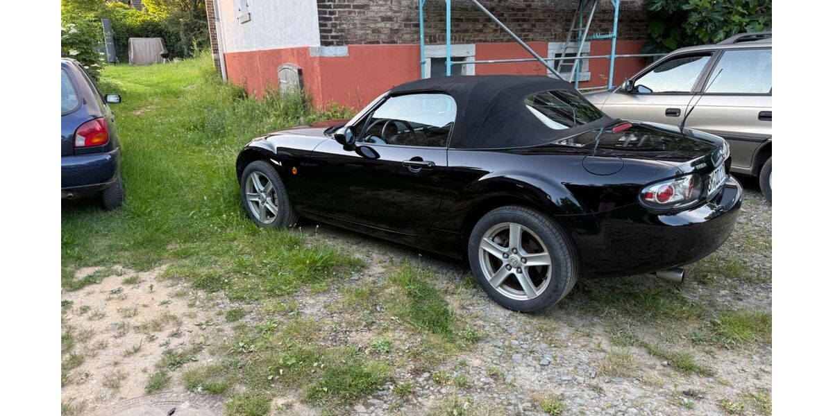 Mazda MX-5 144.100 km 8.300 &euro; Elsdorf 50189