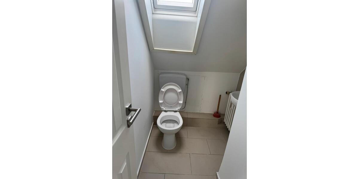 Dachgeschoßwohnung Köln Mülheim - 1 Zimmer, 40 m&sup2;, 650&euro; | Angebot:26168965
