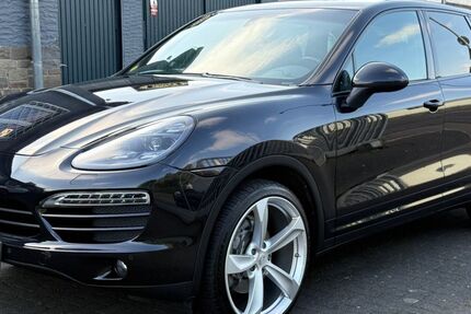 Porsche Cayenne 177.000 km 22.990 &euro; Bergisch Gladbach 51469