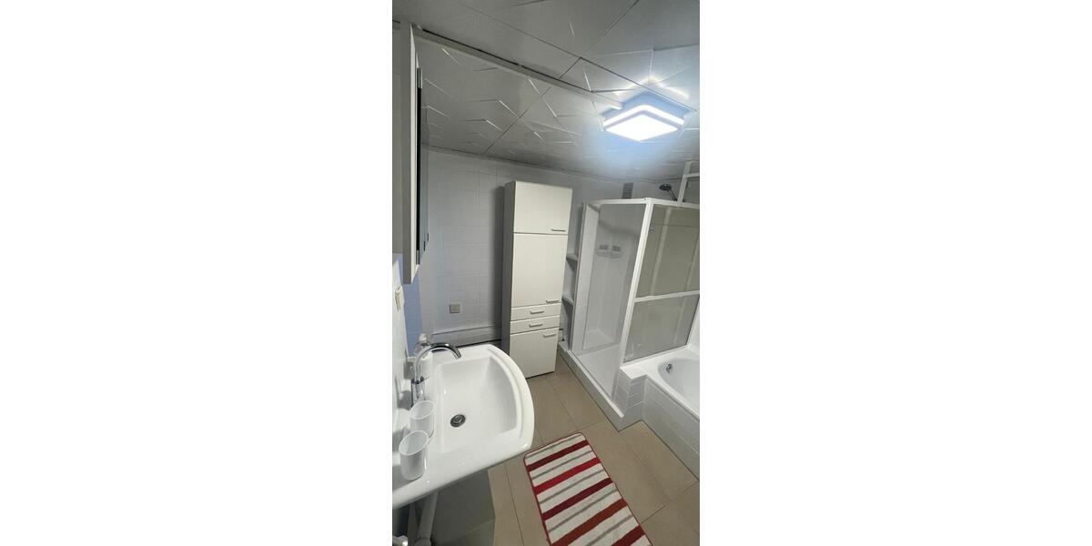 Einfamilienhaus Bonn Beuel-Mitte - 8 Zimmer, 120 m&sup2;, 3.500&euro; | Angebot:25545211