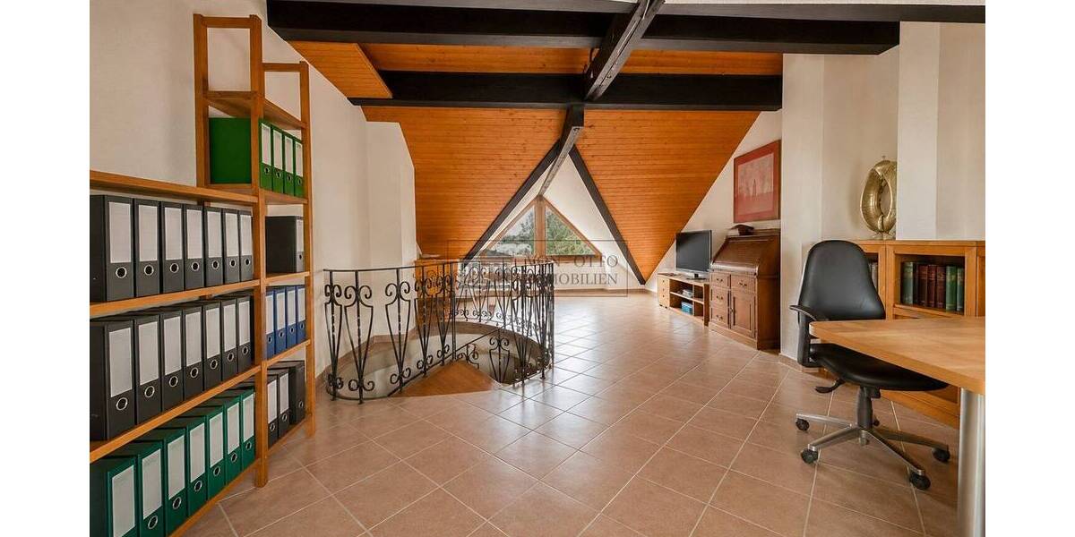 Mehrfamilienhaus, Wohnhaus Köln Pesch - 4 Zimmer, 120 m&sup2;, 465.999&euro; | Angebot:26903585