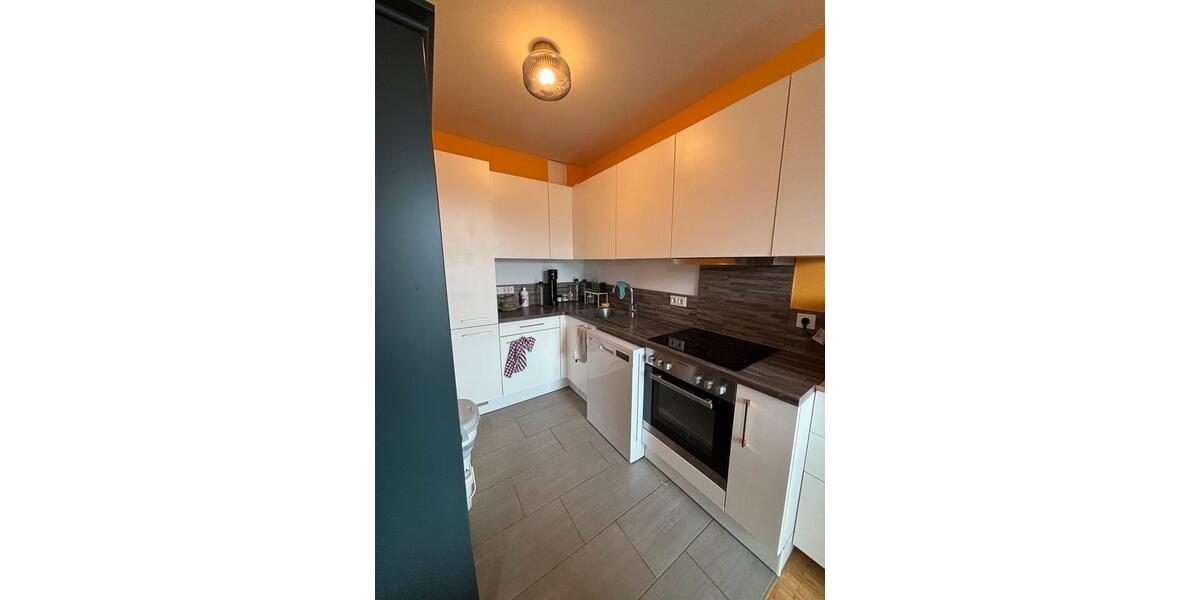 Etagenwohnung Bonn Auerberg - 4 Zimmer, 113 m&sup2;, 1.435&euro; | Angebot:26254906