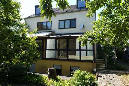 Haus zum Kaufen in Bonn 1.050.000 € 273 m² 10 zimmer