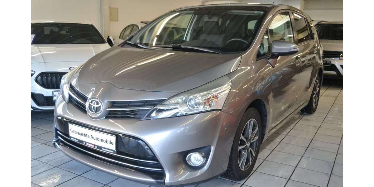 Toyota Verso 200.000 km 7.800 &euro; Solingen 42719