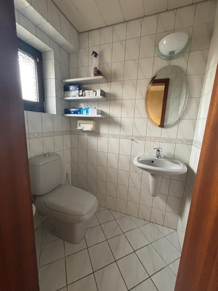 Neu renoviertes Reihenmittelhaus in Pulheim Garten & Garage zimmer