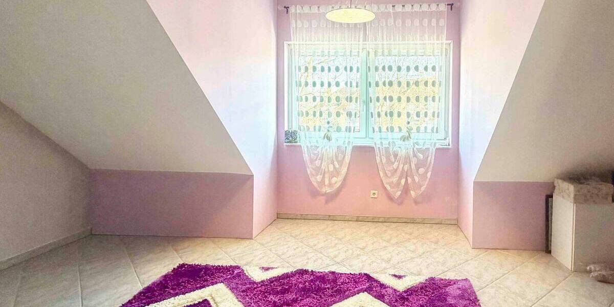 Einfamilienhaus Köln Blumenberg - 7 Zimmer, 665.000&euro; | Angebot:25999311