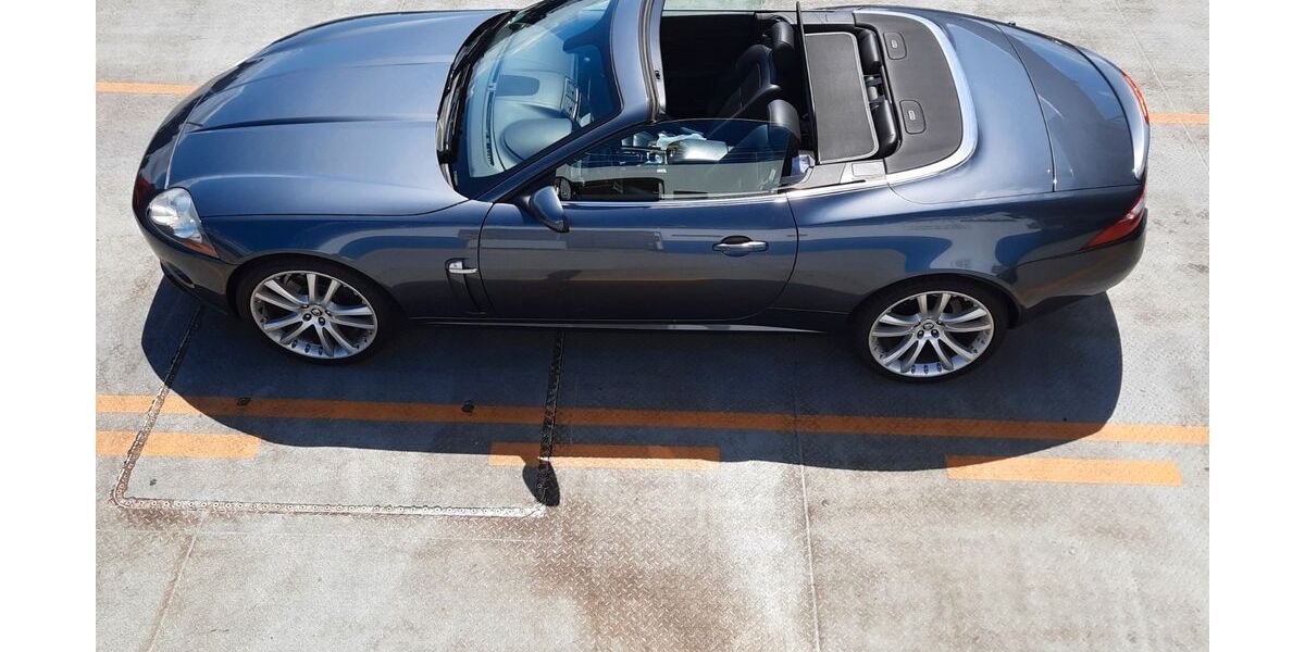 Jaguar XK8 153.585 km 25.900 € Bonn 53117