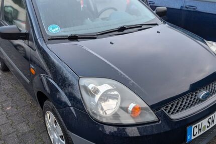 Ford Fiesta 97.300 km 1.450 &euro; Haan 42781