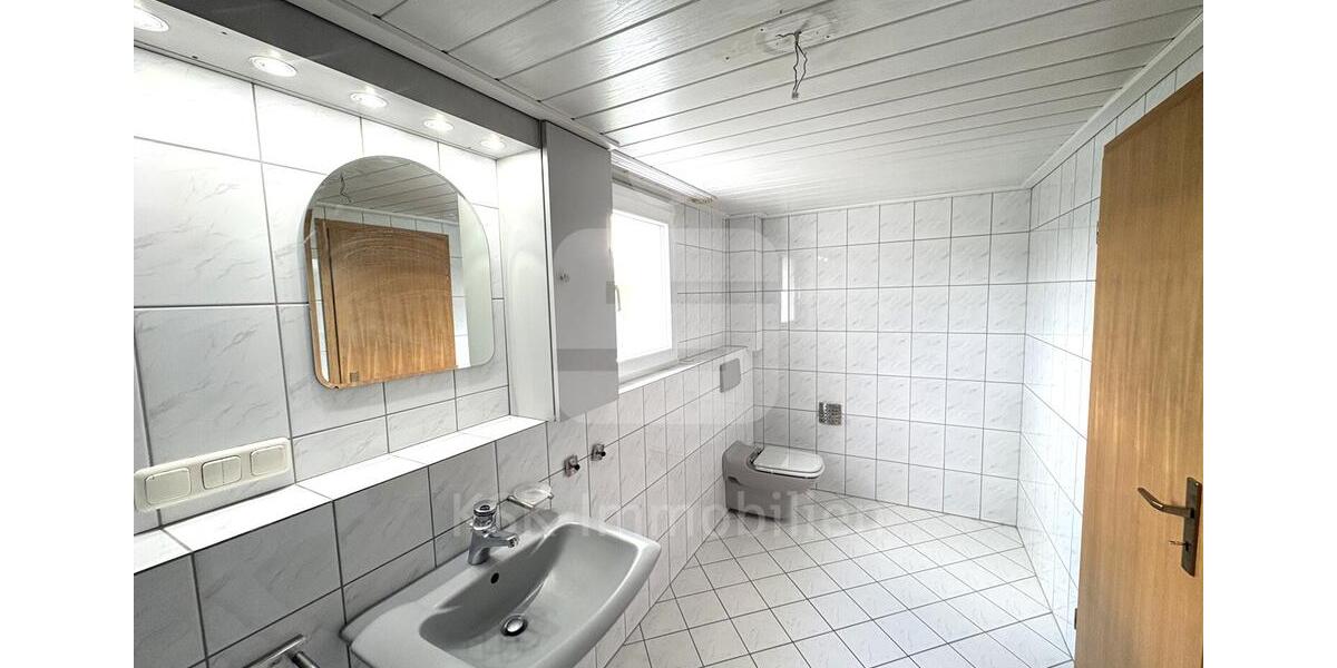 Doppelhaushälfte Overath - 5 Zimmer, 120 m&sup2;, 950&euro; | Angebot:26383154