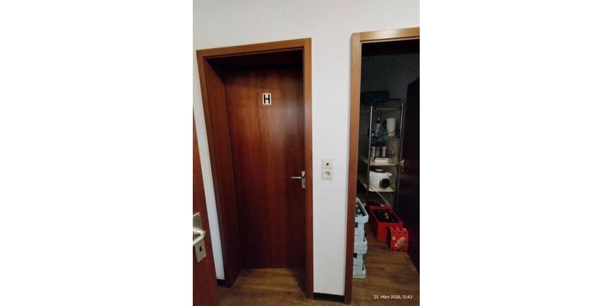 Köln-Ehrenfeld (Bickendorf) U-Bahn-Haltestelle Akazienweg freitragende Lagerhalle mit Büro und Ausstellungsfläche (ca. 850 m²) + Außenfläche - Gewerbeobjekt Köln Ehrenfeld | Angebot:26794414