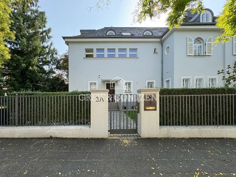 Haus zum Mieten in Köln 4.000 € 195 m²
