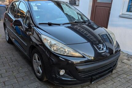 Peugeot 207 152.415 km 1.800 &euro; Brühl 50321