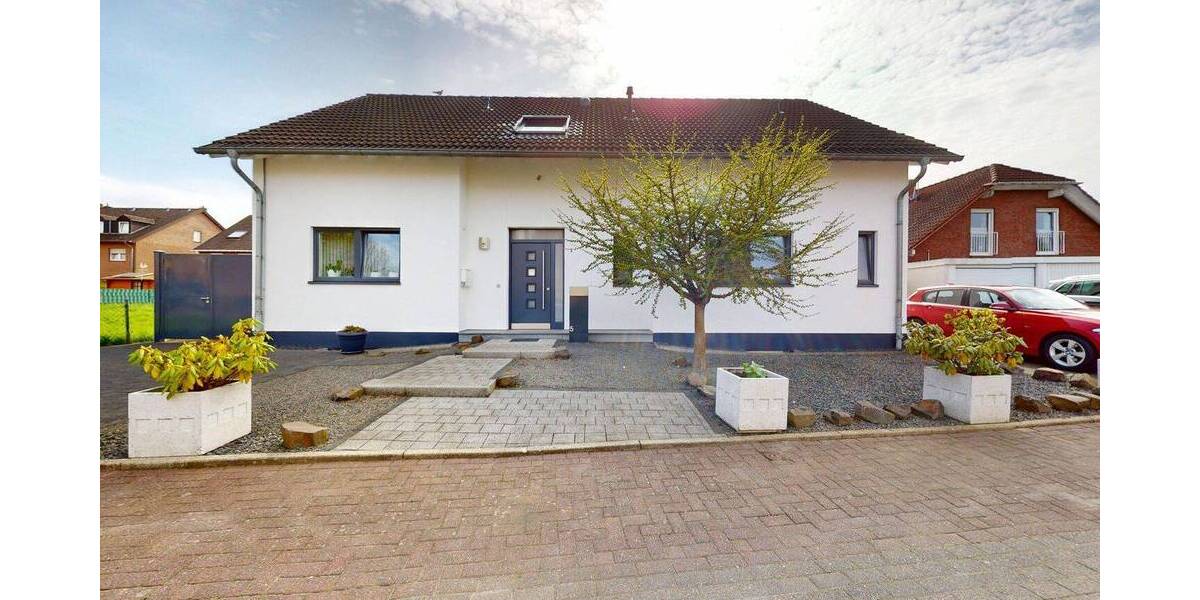 Mehrfamilienhaus, Wohnhaus Dormagen Hackenbroich - 1 Zimmer, 290 m&sup2;, 1.057.600&euro; | Angebot:26226257