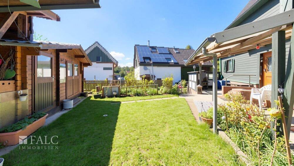 Mehrfamilienhaus, Wohnhaus Solingen Solingen-Mitte - 6 Zimmer, 180 m&sup2;, 349.000&euro; | Angebot:26259127