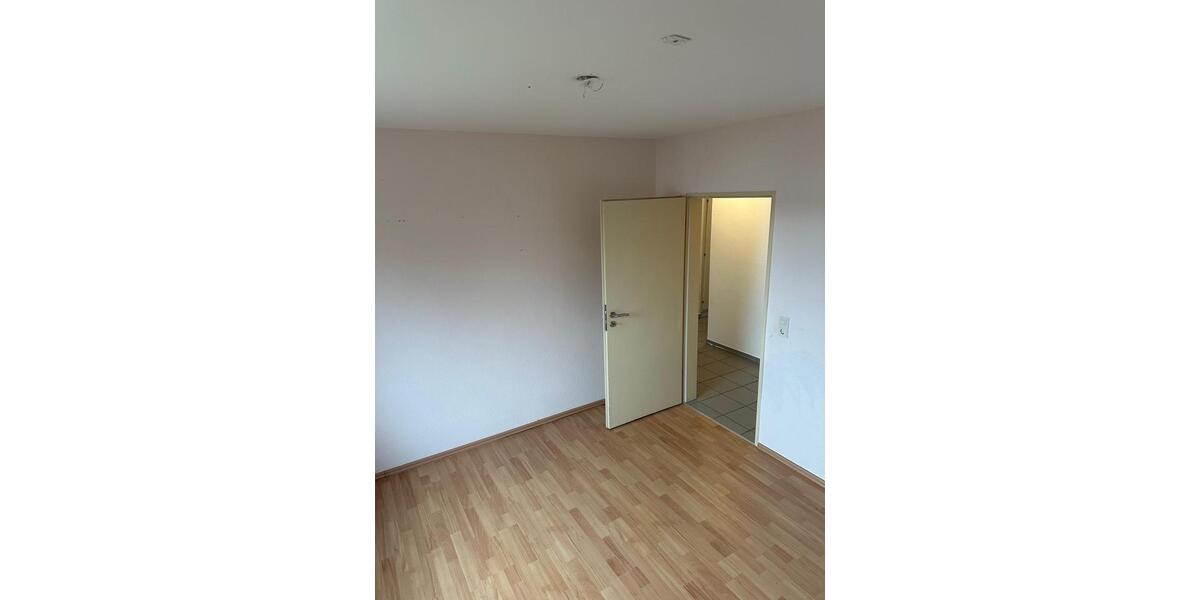 Etagenwohnung Bonn Dransdorf - 3 Zimmer, 84 m&sup2;, 1.100&euro; | Angebot:25429087