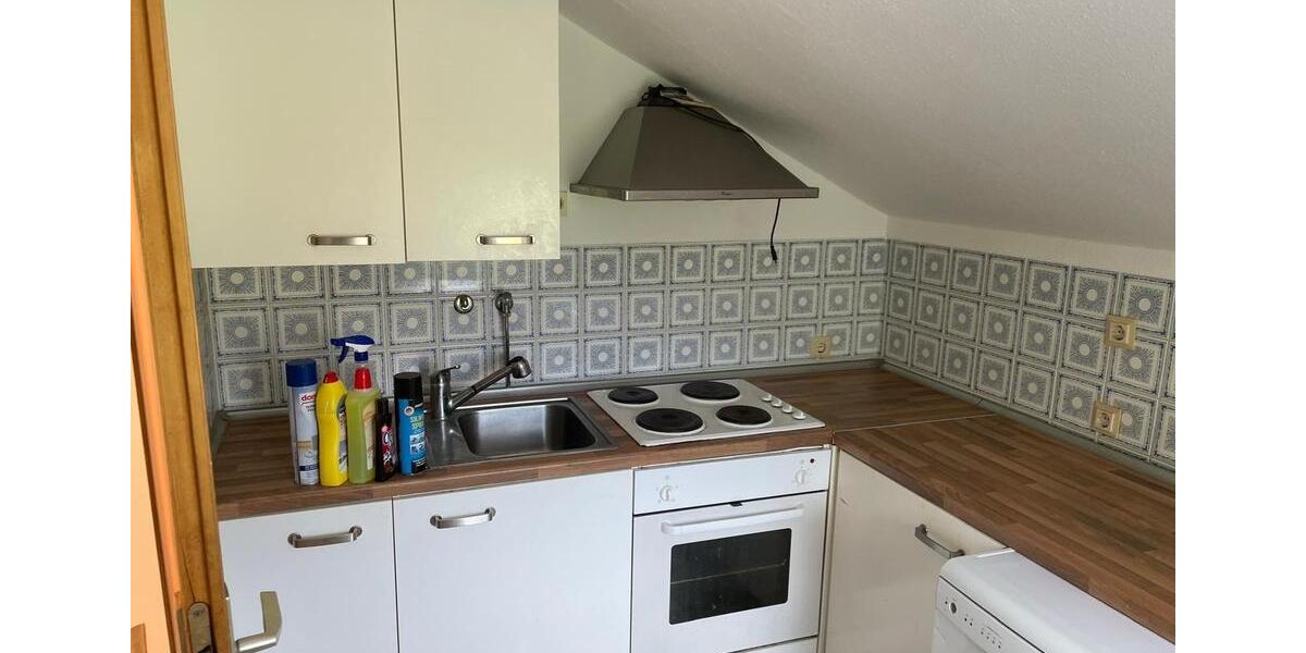 Gemütliche 3-Zimmer-Dachgeschosswohnung in ruhiger Lage mit Waldblick 3 zimmer