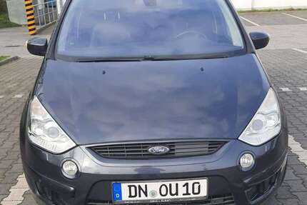 Ford S-Max 296.000 km 2.800 € Königswinter 53639