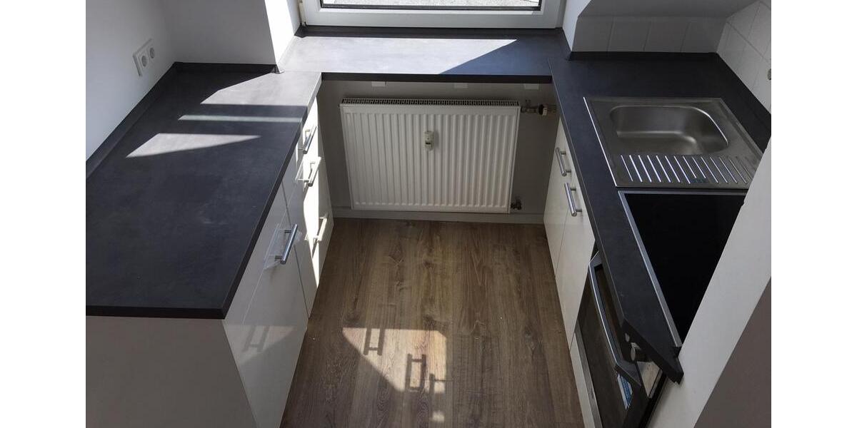 Dachgeschoßwohnung Brühl - 1.5 Zimmer, 48 m&sup2;, 895&euro; | Angebot:26214404