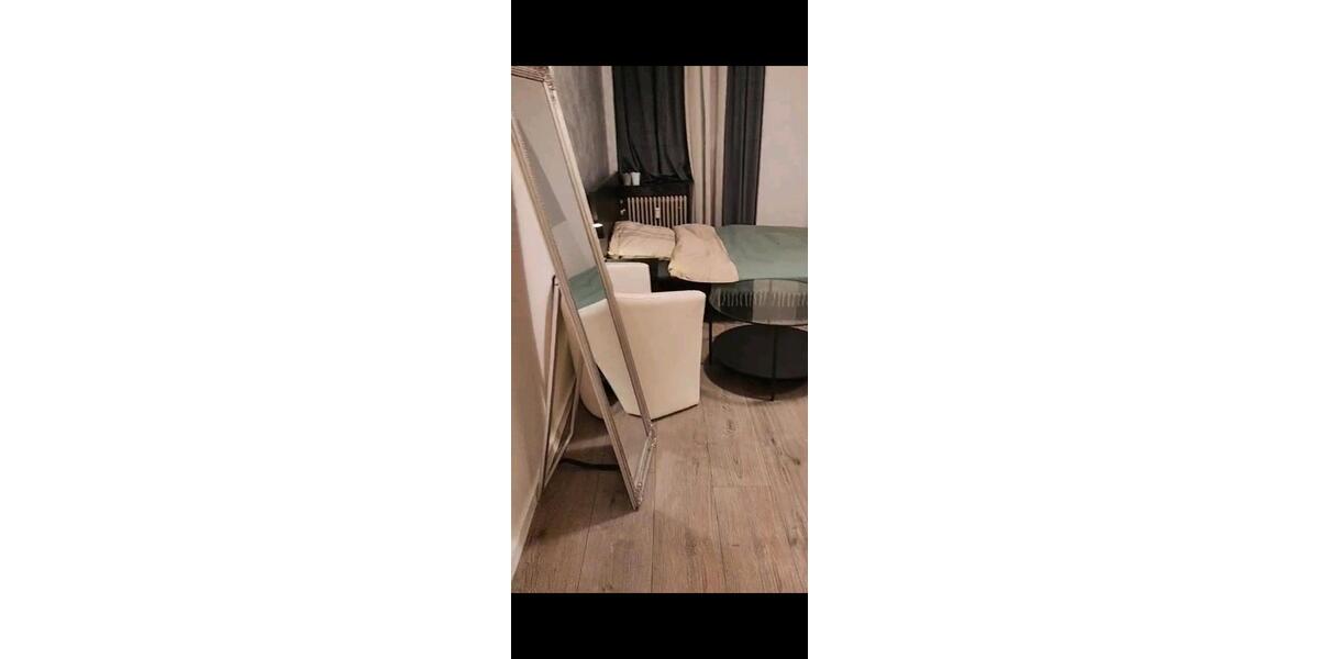 Etagenwohnung Köln Nippes - 1 Zimmer, 30 m&sup2;, 900&euro; | Angebot:26300559