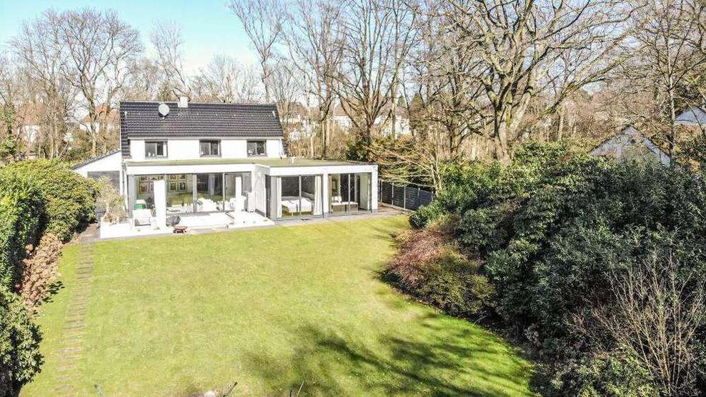 Haus zum Kaufen in Leverkusen 1.650.000 € 289 m²