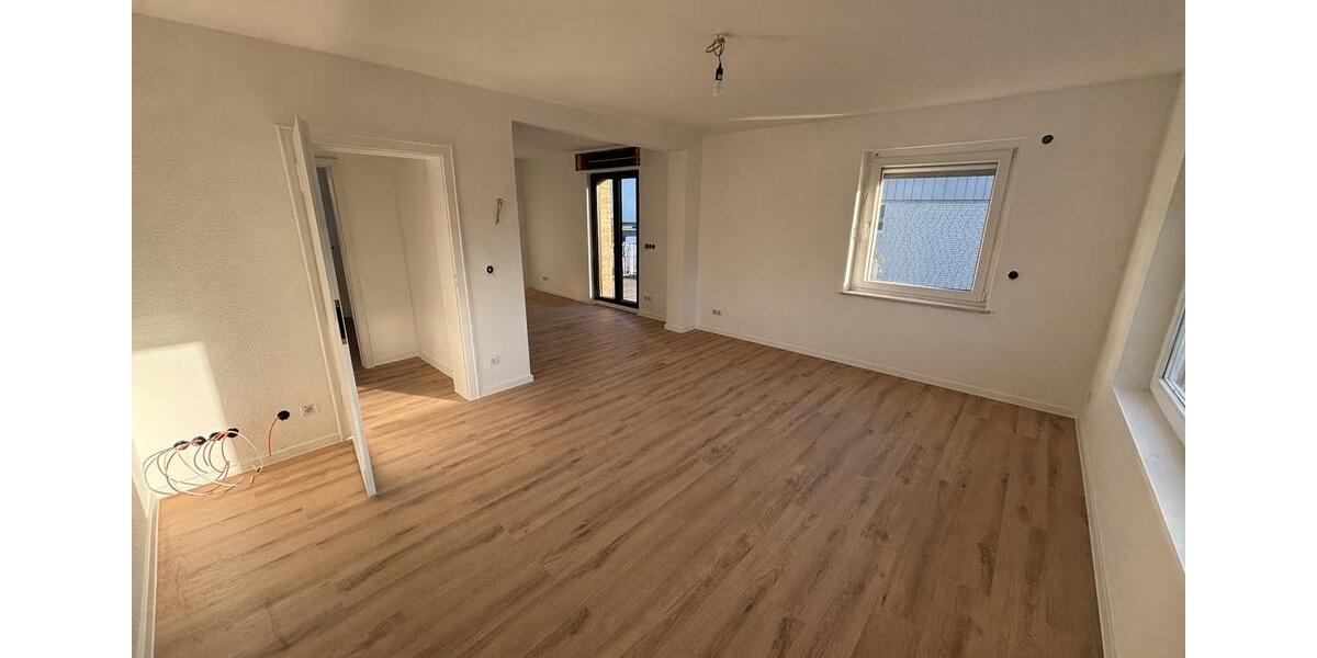 Etagenwohnung Langenfeld (Rheinland) - 2 Zimmer, 72 m&sup2;, 1.170&euro; | Angebot:26335312