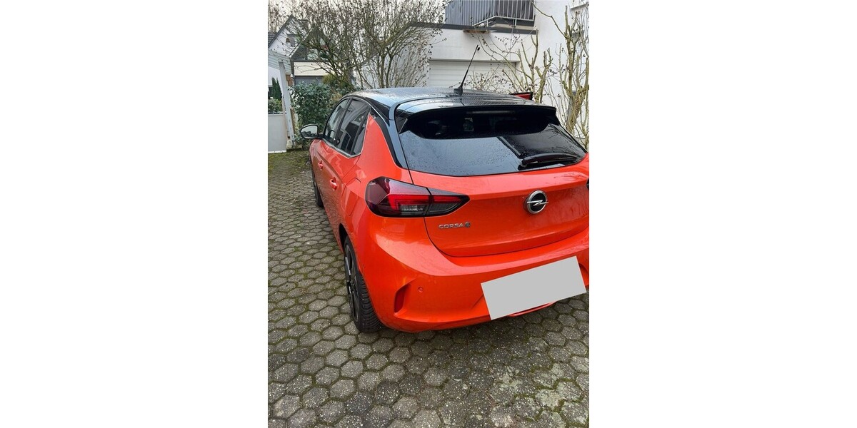 Opel Corsa E 42.300 km 15.500 &euro; Bonn 53111
