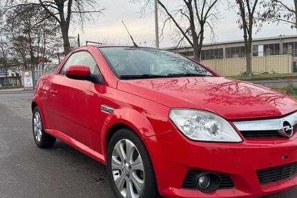 Opel Tigra 1.111.110 km 1.999 &euro; Bonn 53227