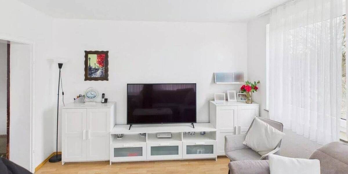 Etagenwohnung Köln Pesch - 4 Zimmer, 92 m&sup2;, 260.000&euro; | Angebot:26868717