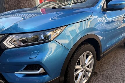Nissan Qashqai 43.800 km 15.380 &euro; Köln 51105