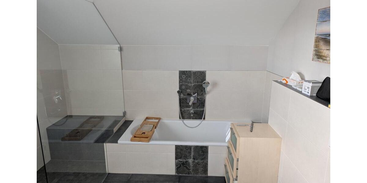 Einfamilienhaus Leichlingen (Rheinland) - 5 Zimmer, 143 m&sup2;, 739.000&euro; | Angebot:26064004