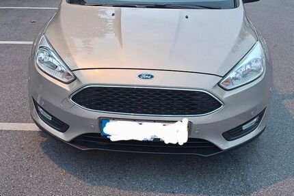 Ford Focus 20.200 km 9.300 &euro; Solingen 42651