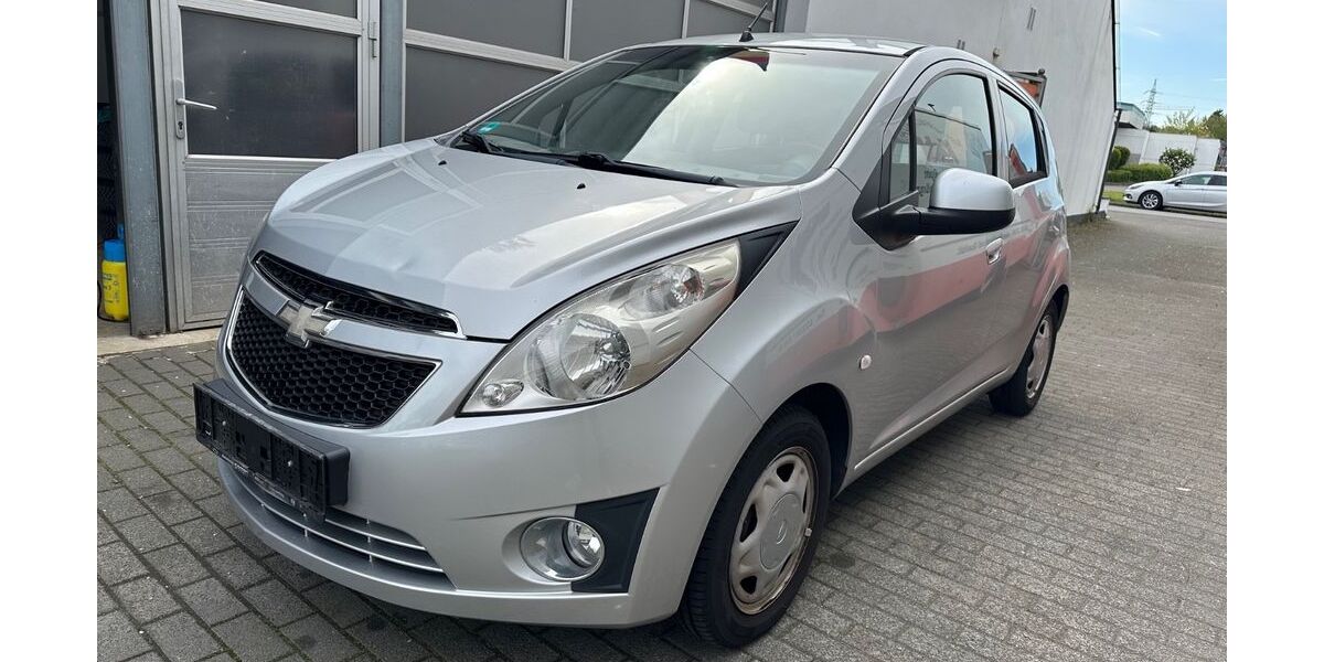 Chevrolet Spark 52.672 km 2.990 &euro; Brühl 50321