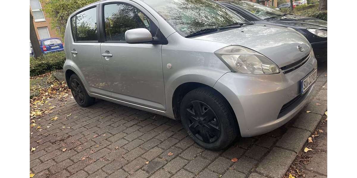 Daihatsu Sirion 181.700 km 2.100 &euro; Troisdorf 53840