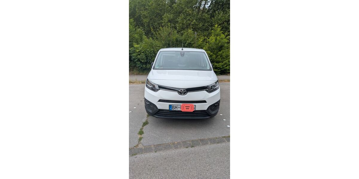 Toyota Proace City 120.000 km 16.900 &euro; Frechen 50226