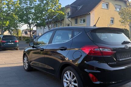 Ford Fiesta 103.500 km 8.700 &euro; Bonn 53229