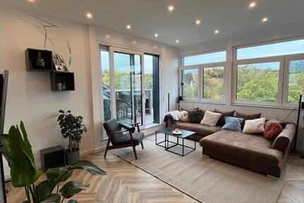 Möbliertes Penthouse – Neubau 2.5 zimmer