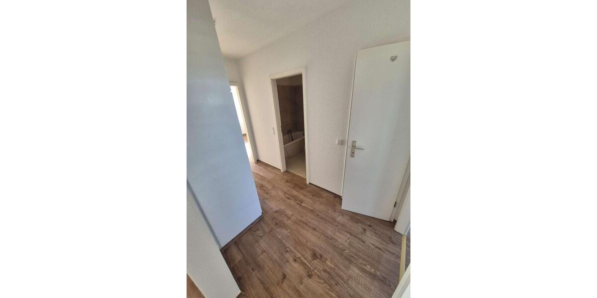 Frisch renovierte 3-Zimmer Wohnung mit Balkon [VAC-19141] 3 zimmer