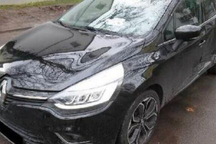 Renault Clio 111.000 km 8.000 &euro; Bonn 53177