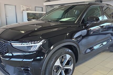 Volvo XC40 36.644 km 35.950 &euro; Bergheim 50126