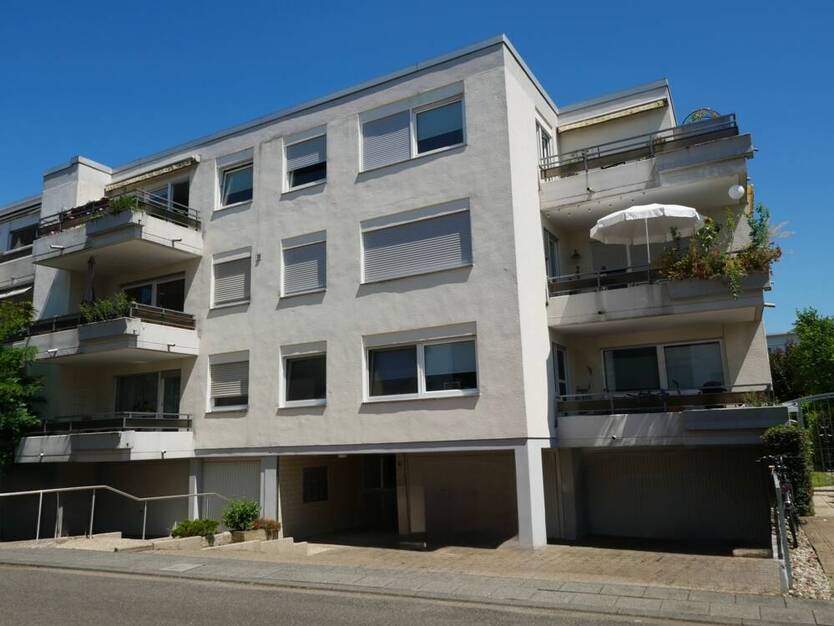 Charmante Etagenwohnung in Köln-Poll - mit Sonnenbalkon und Blick ins Grüne - Bezugsfrei