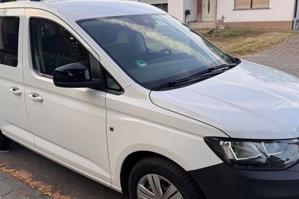 VW Caddy 189.200 km 12.899 &euro; Troisdorf 53840