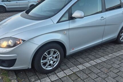 Seat Altea 183.000 km 2.000 &euro; köln 50767