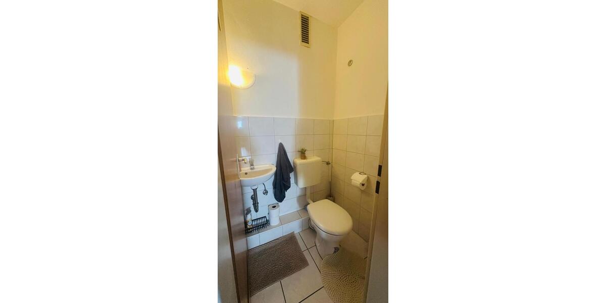 Dachgeschoßwohnung Köln Porz - 3 Zimmer, 80 m&sup2;, 244.000&euro; | Angebot:26762715