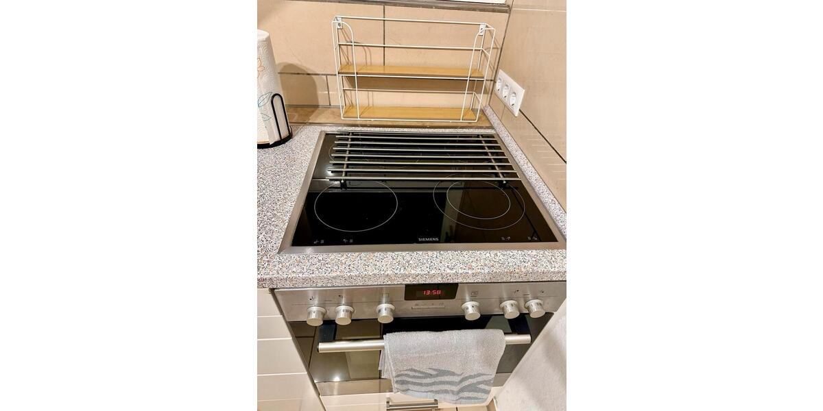 Dachgeschoßwohnung Köln Nippes - 2 Zimmer, 55 m&sup2;, 1.330&euro; | Angebot:25239858