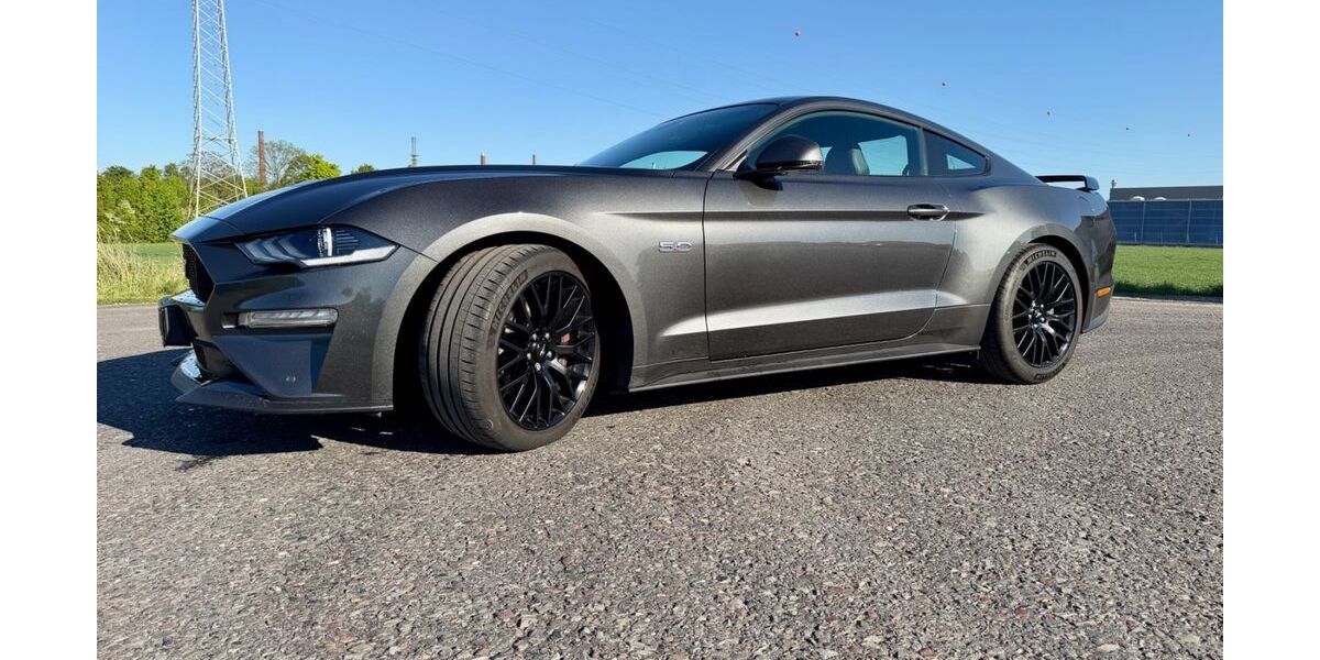 Ford Mustang 61.000 km 38.500 &euro; Köln 50999