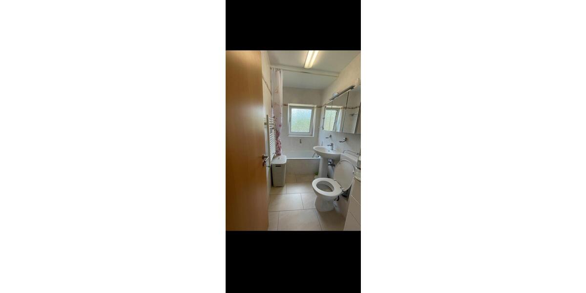 Etagenwohnung Köln Kalk - 3 Zimmer, 62 m&sup2;, 250.000&euro; | Angebot:27071403