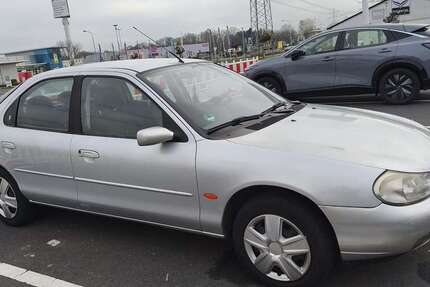 Ford Mondeo 245.870 km 800 &euro; Hürth 50354